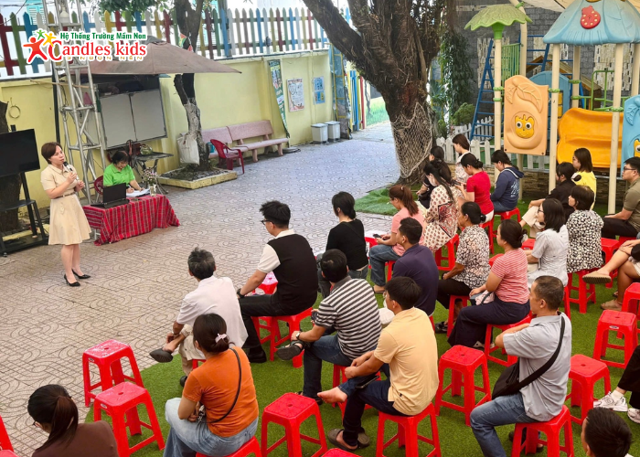 Họp phụ huynh đầu năm và Lời cam kết giáo dục dài hạn cho trẻ